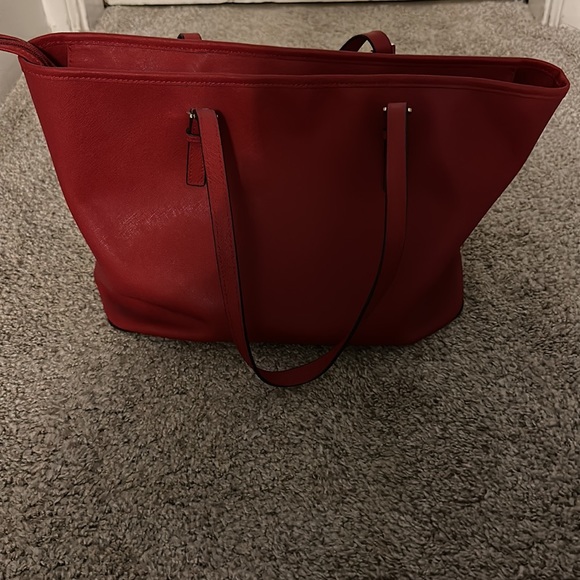 Women's Red 'jet Set Travel' Saffiano Leather Top Zip Tote 👜 ❤️ - Picture 15 of 15